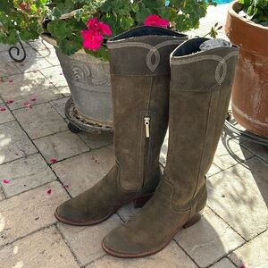 Donald J. Pliner suede green boots 8